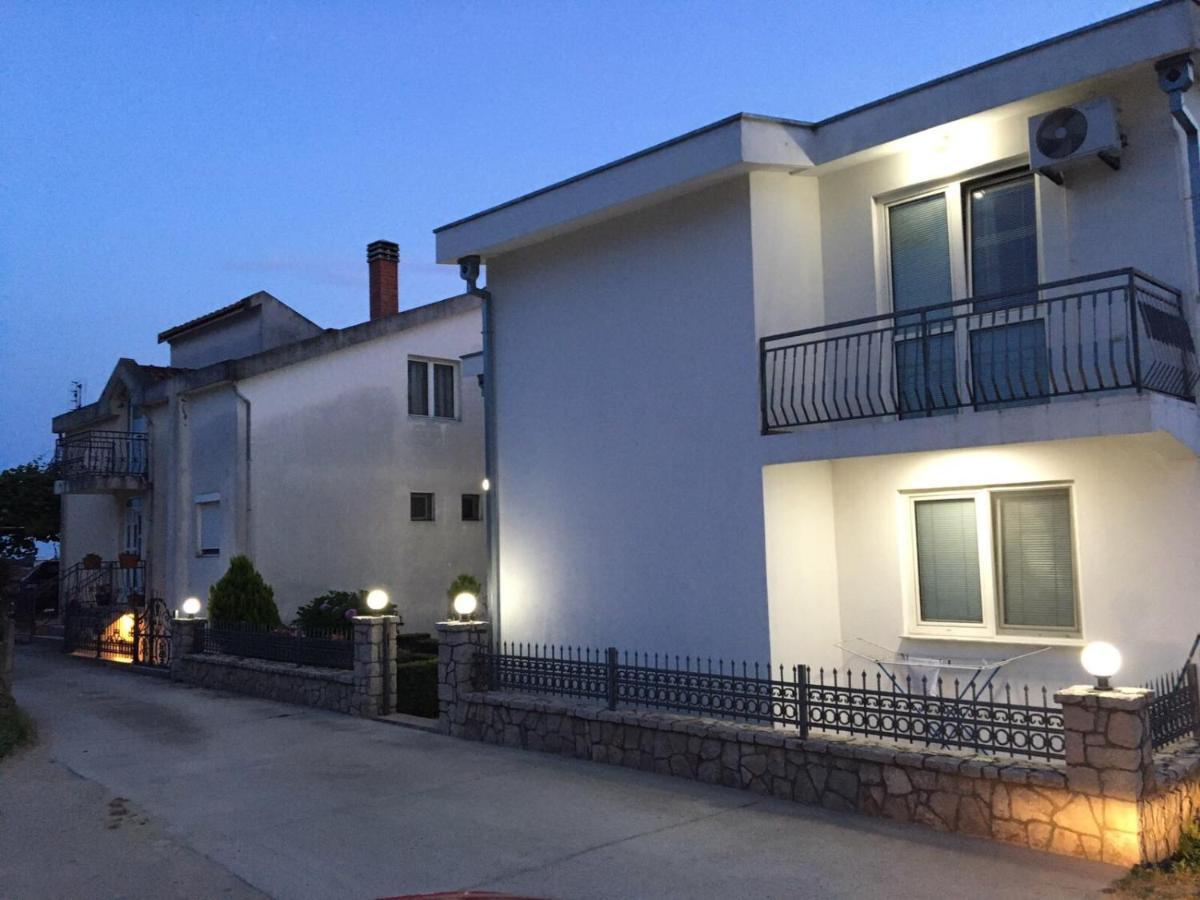 Kasneci Apartments 울친 외부 사진