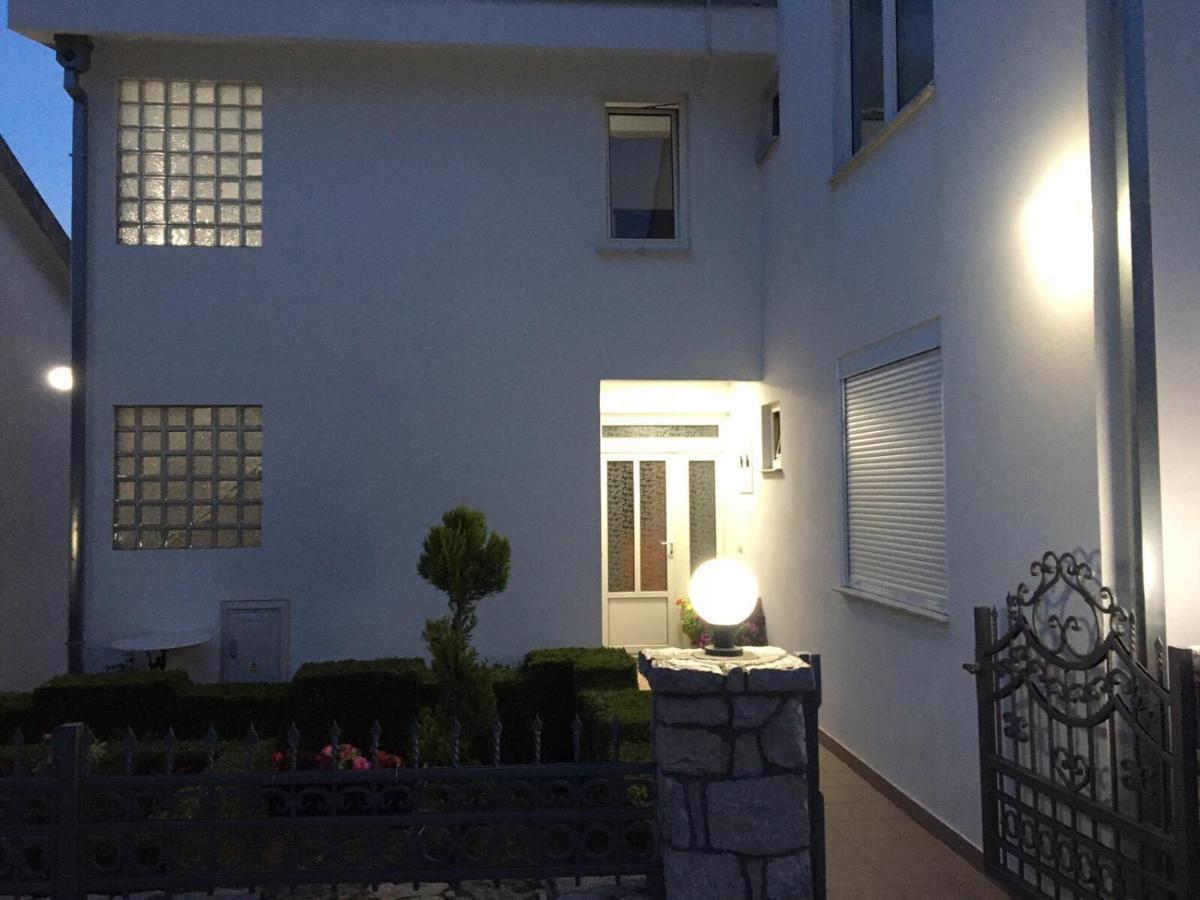 Kasneci Apartments 울친 외부 사진