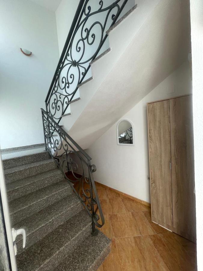 Kasneci Apartments 울친 외부 사진