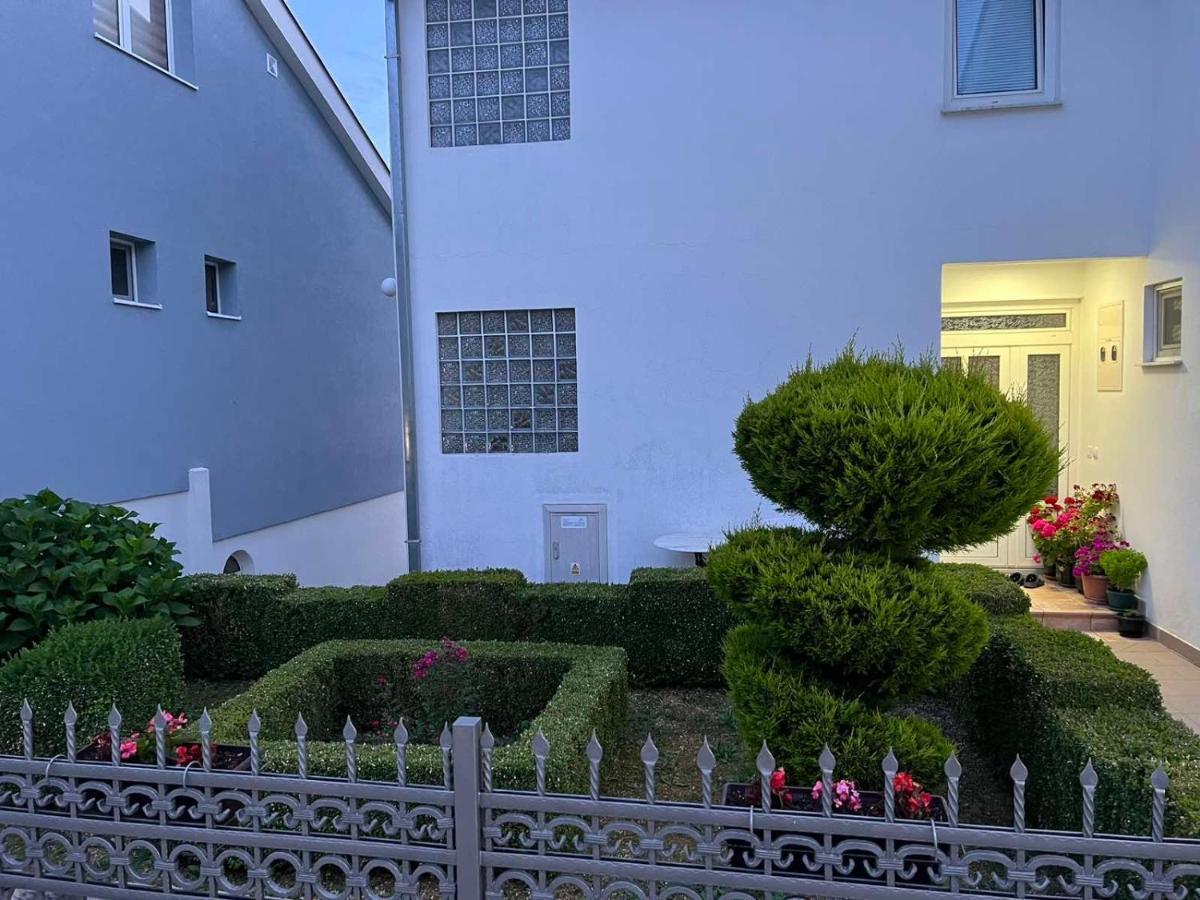Kasneci Apartments 울친 외부 사진